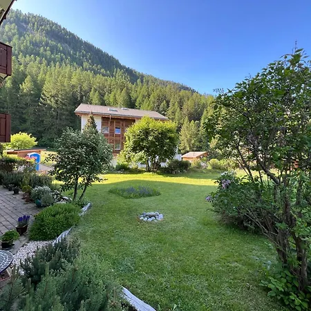 Haus Vira Διαμέρισμα